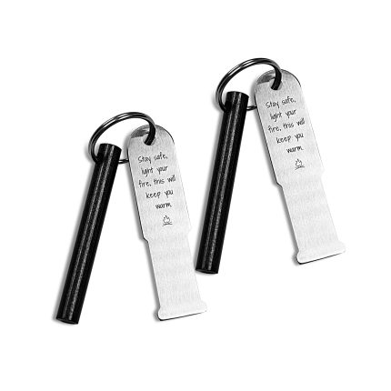 start a camping fire with ferro rod and striker