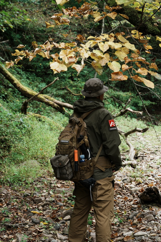 backpack with CacheONE on